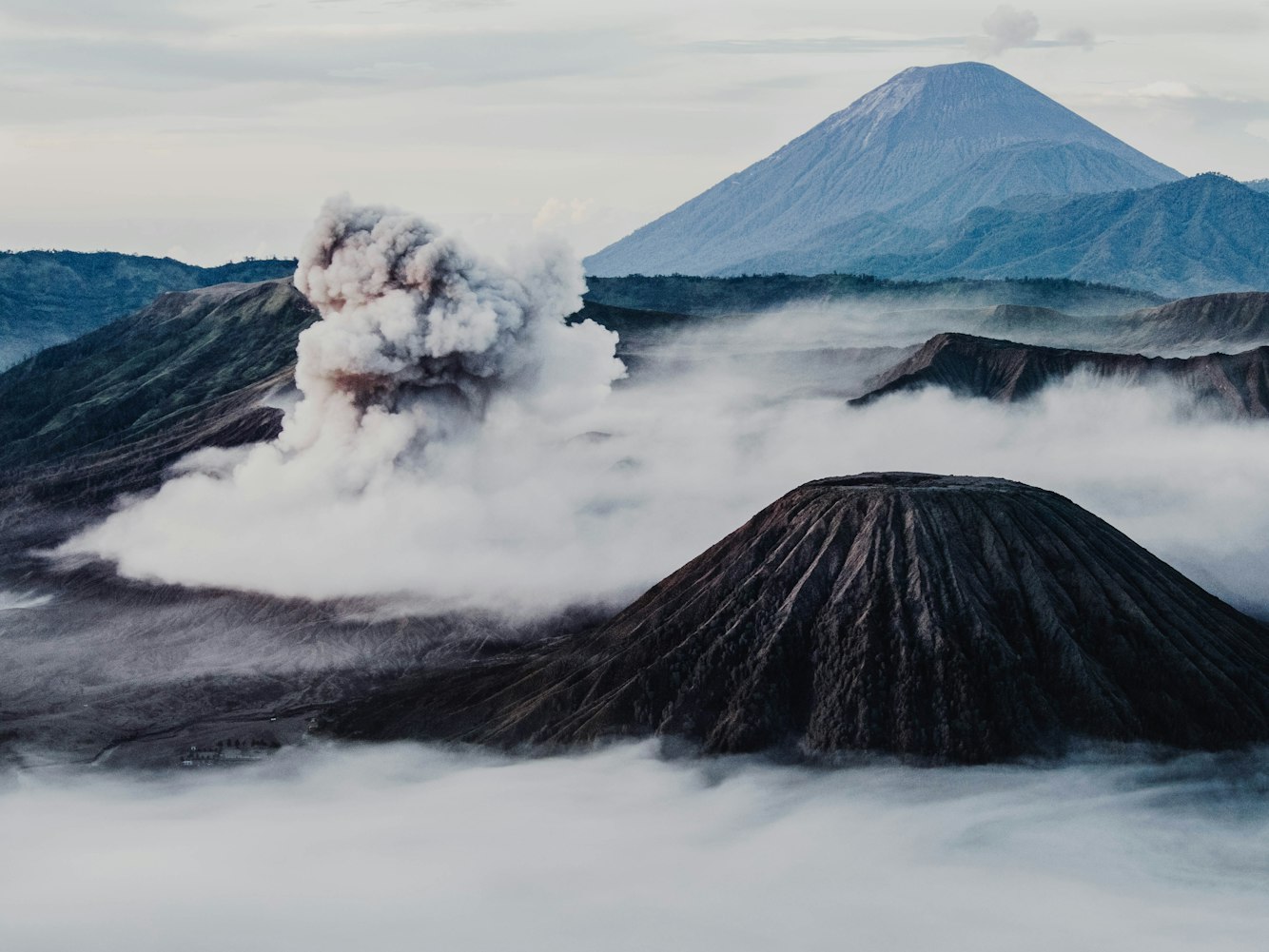 印尼，火山之国，世界火山数量之最？